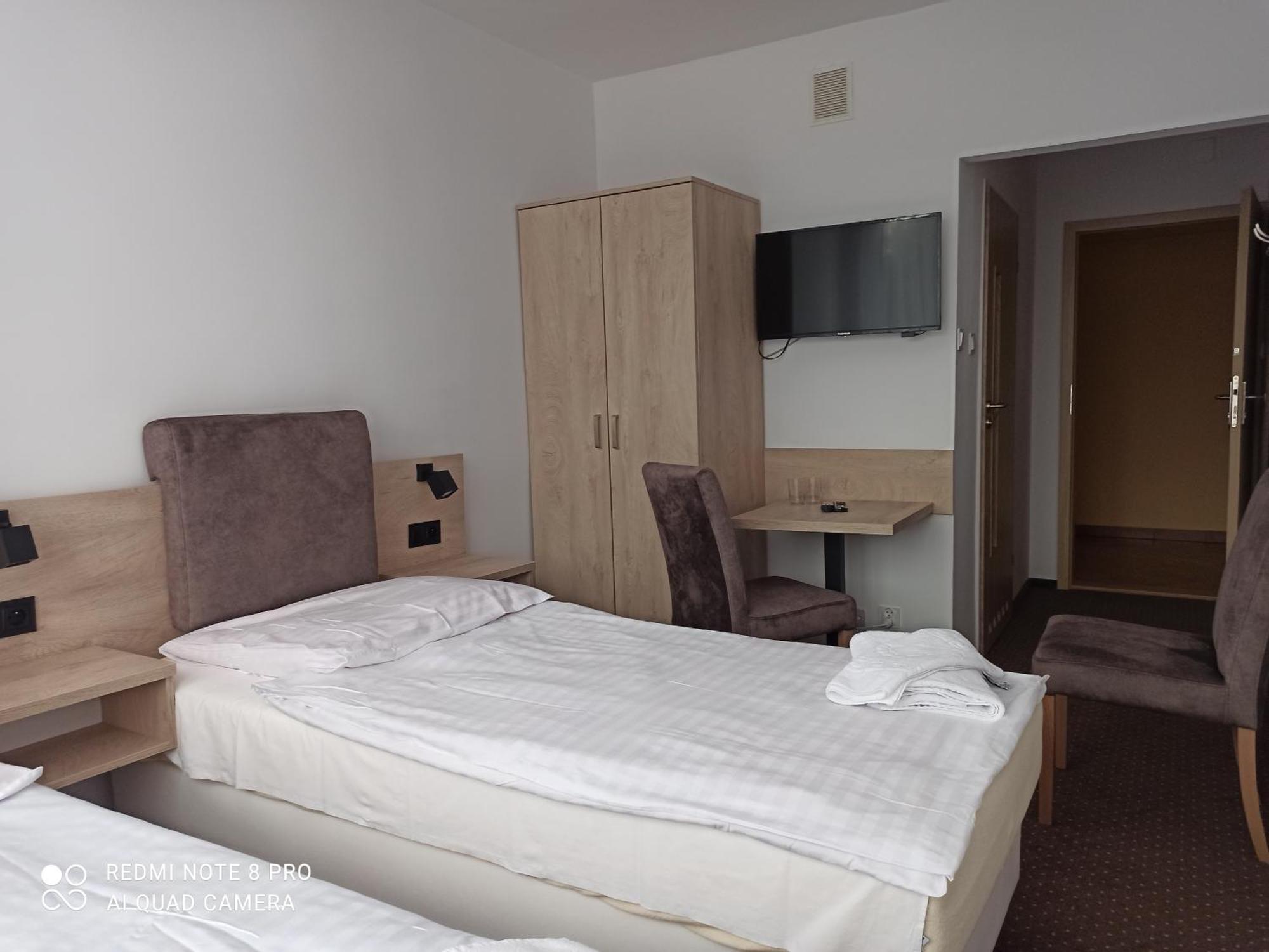 Hotel Odr Sulechów Eksteriør billede