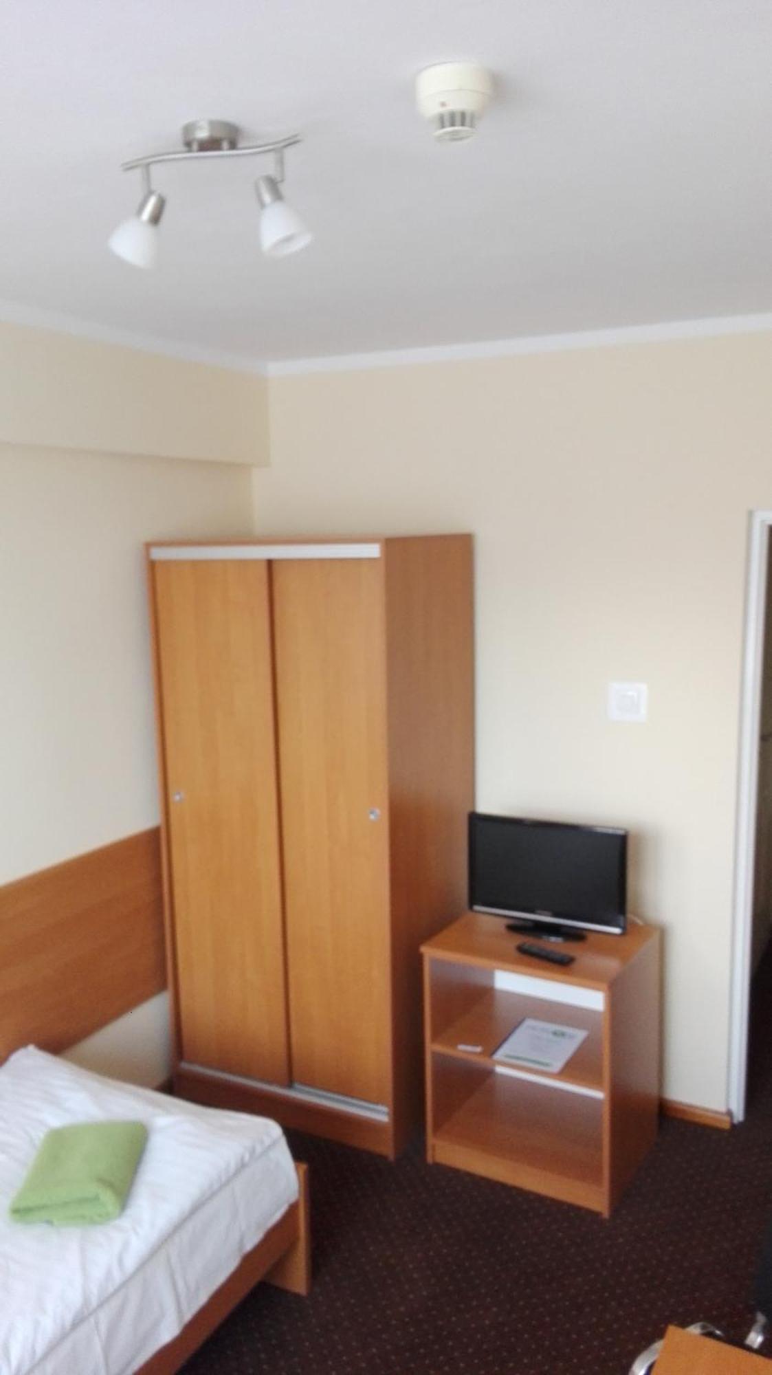 Hotel Odr Sulechów Eksteriør billede