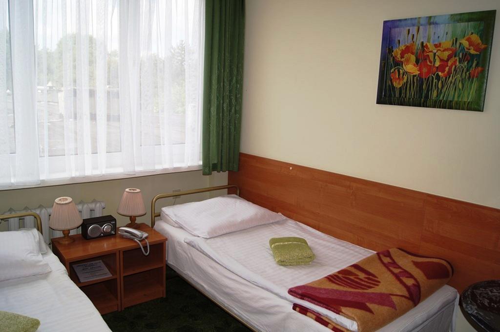 Hotel Odr Sulechów Eksteriør billede